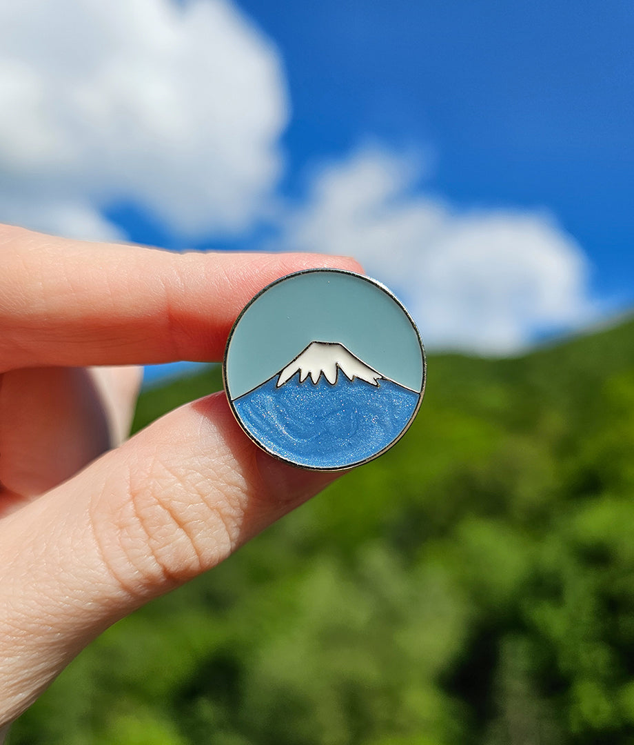 Pin Metalic Mountain