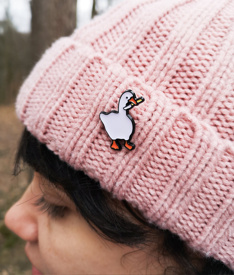 Pin Metalic Danger Goose