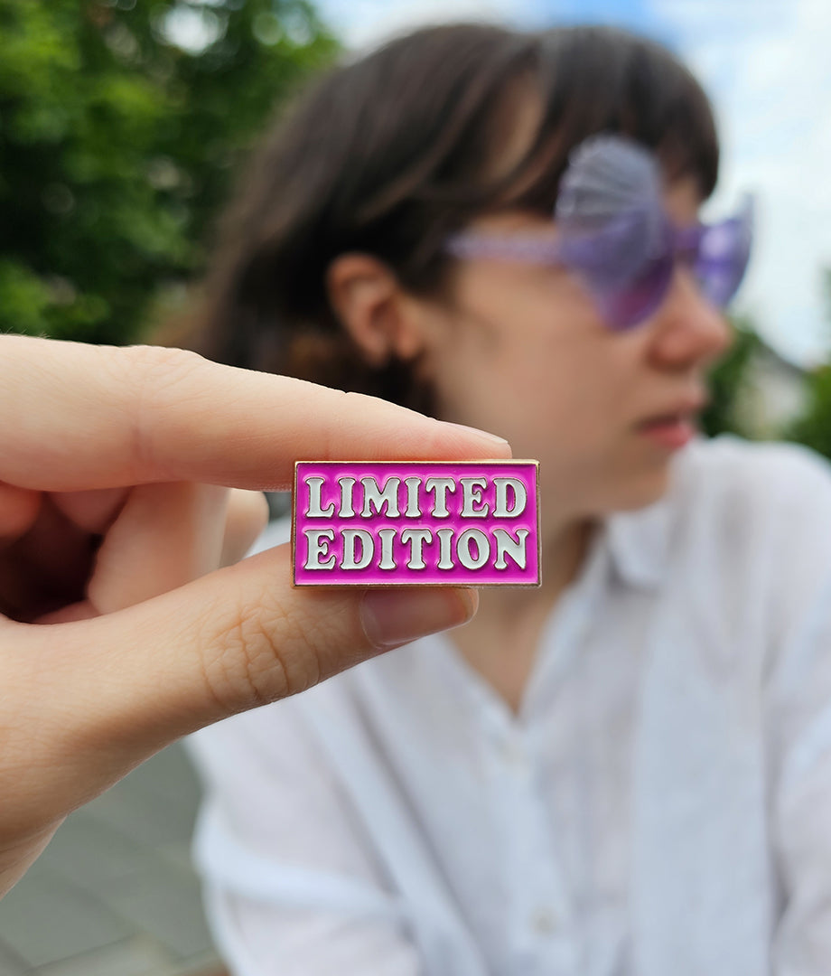 Pin Metalic Limited Edition