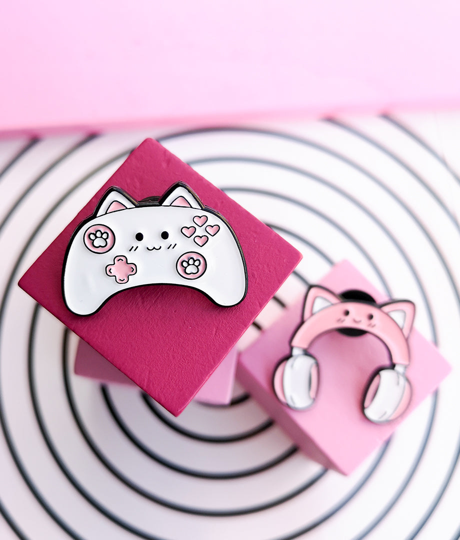 Pin Metalic Cat Console