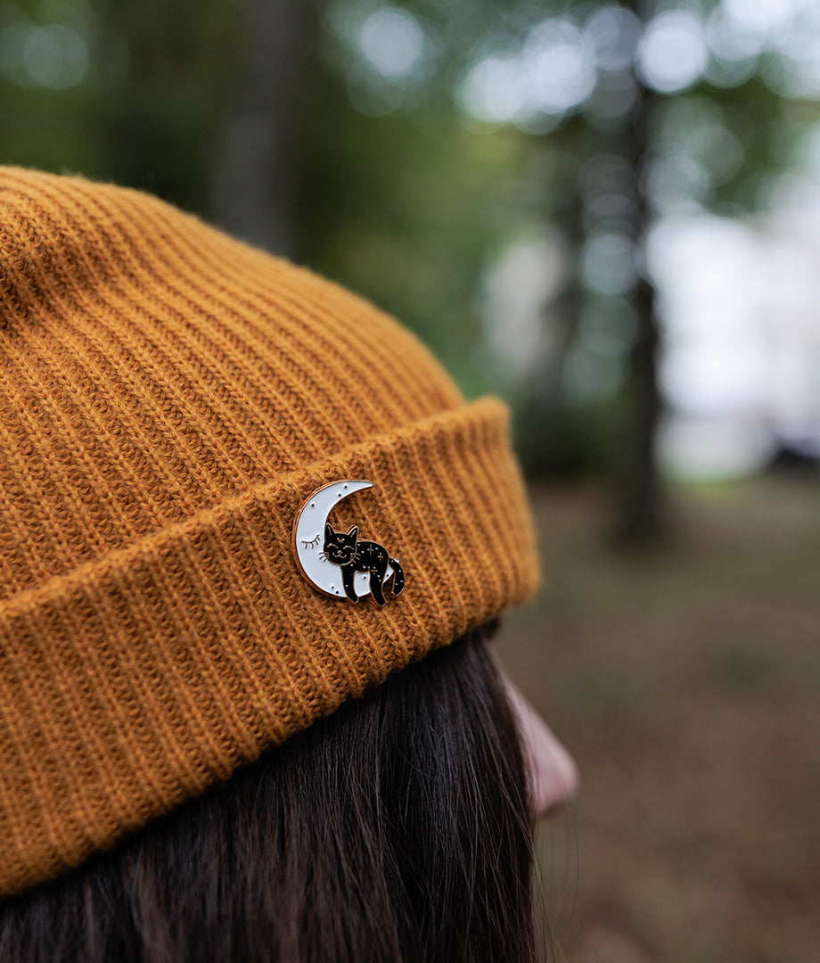 Pin Metalic Sleepy Cat