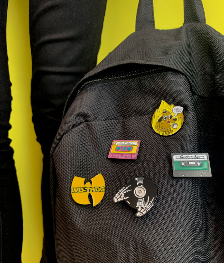 Pin Metalic This is Fine