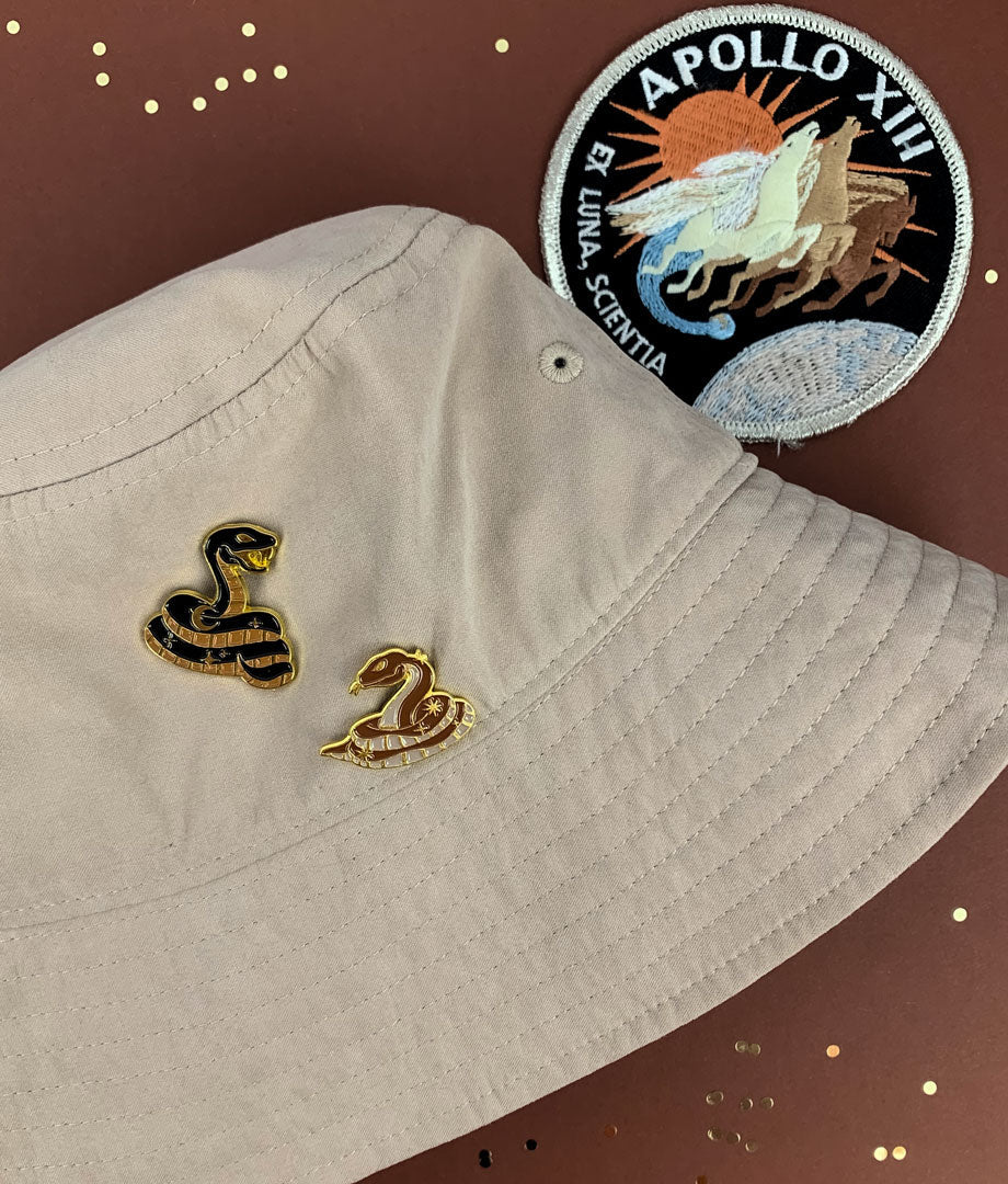 Pin Metalic Sun Snake