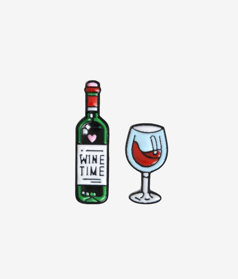 Pin Metalic Wine Me