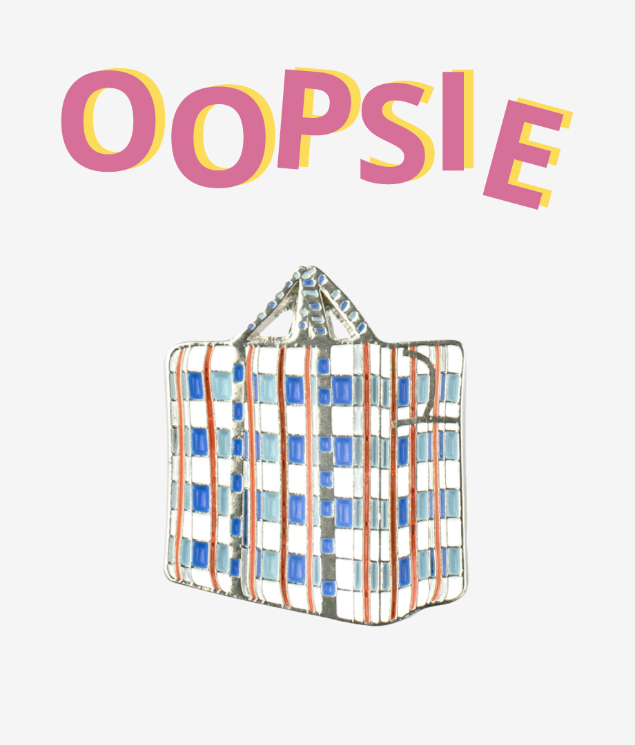 Oopsie Pin Raffia Bag