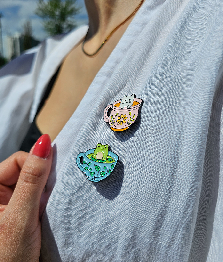 Pin Metalic Tea Froggy