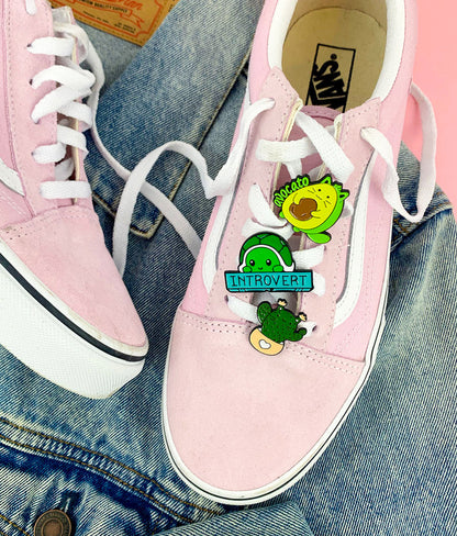 Pin Metalic Introvert Turtle